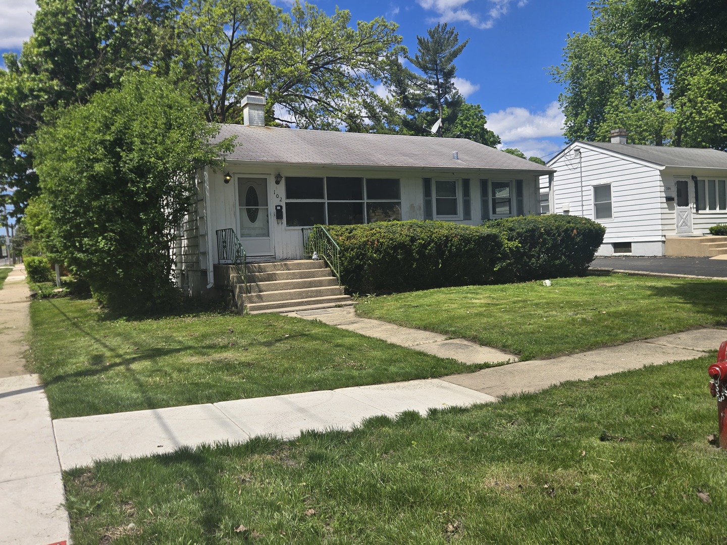 102 N Berteau Avenue