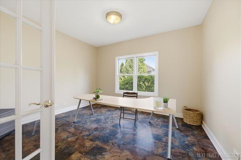 Tiny photo for 729 W Thornwood Drive, South Elgin, IL 60177 (MLS # 12654901)