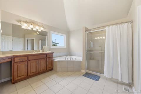 Tiny photo for 729 W Thornwood Drive, South Elgin, IL 60177 (MLS # 12654901)