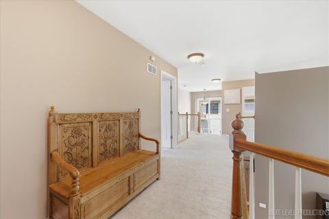 Tiny photo for 729 W Thornwood Drive, South Elgin, IL 60177 (MLS # 12654901)