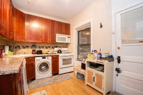 Tiny photo for 920 Wesley Avenue #1, Oak Park, IL 60304 (MLS # 12588860)