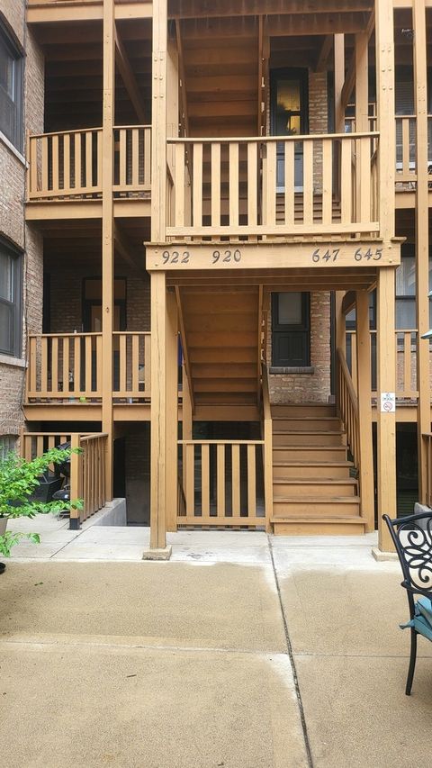Tiny photo for 920 Wesley Avenue #1, Oak Park, IL 60304 (MLS # 12588860)