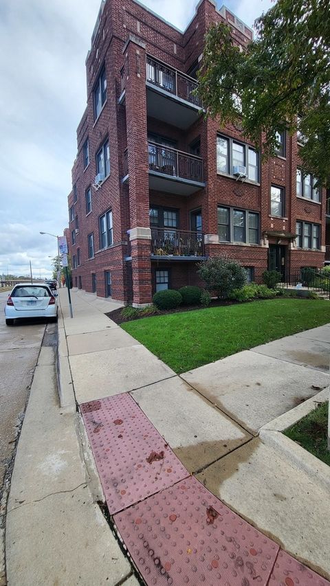 Photo of 920 Wesley Avenue #1, Oak Park, IL 60304 (MLS # 12588860)