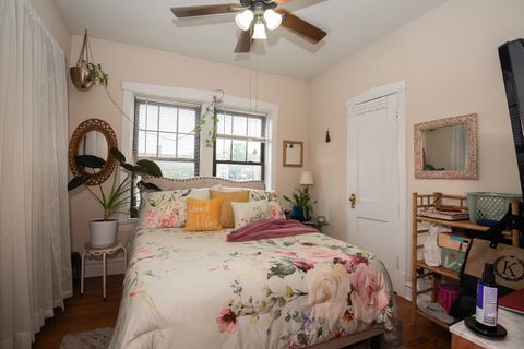 Tiny photo for 920 Wesley Avenue #1, Oak Park, IL 60304 (MLS # 12588860)