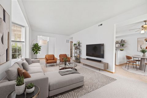 Tiny photo for 24850 W Franklin Lane, Plainfield, IL 60585 (MLS # 12649312)