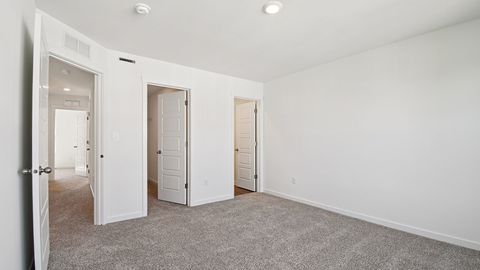 Tiny photo for 863 Briar Glen Court, Hampshire, IL 60140 (MLS # 12558269)