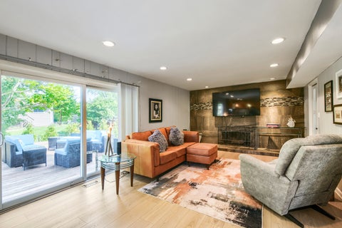 Tiny photo for 4511 Crab Orchard Drive, Hoffman Estates, IL 60192 (MLS # 12757421)
