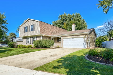 Tiny photo for 4511 Crab Orchard Drive, Hoffman Estates, IL 60192 (MLS # 12757421)