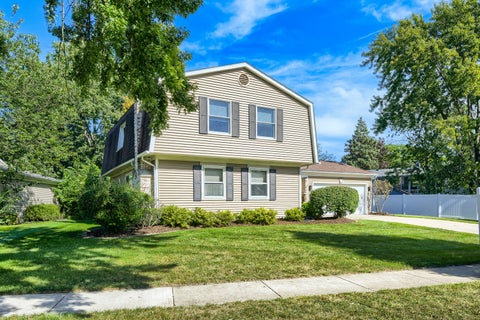 Tiny photo for 4511 Crab Orchard Drive, Hoffman Estates, IL 60192 (MLS # 12757421)