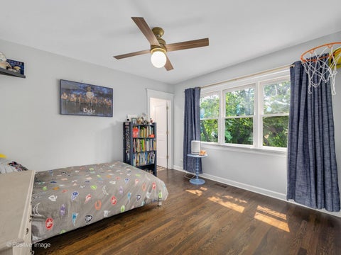 Tiny photo for 414 Chicago Avenue, Clarendon Hills, IL 60514 (MLS # 12741194)