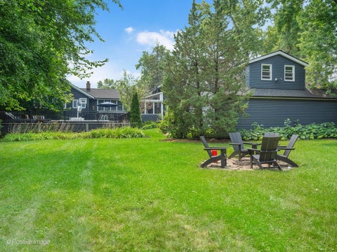 Tiny photo for 414 Chicago Avenue, Clarendon Hills, IL 60514 (MLS # 12741194)