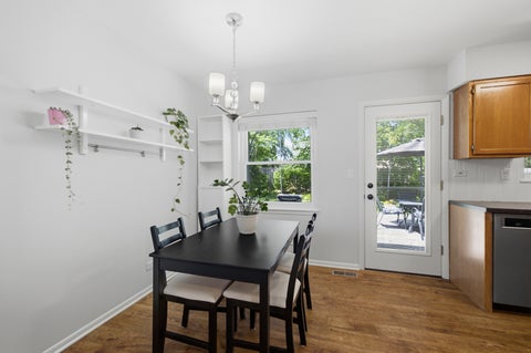 Tiny photo for 1110 W Glenn Trail, Elk Grove Village, IL 60007 (MLS # 12686947)