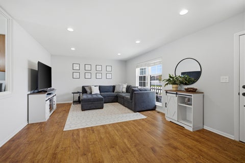 Tiny photo for 1110 W Glenn Trail, Elk Grove Village, IL 60007 (MLS # 12686947)