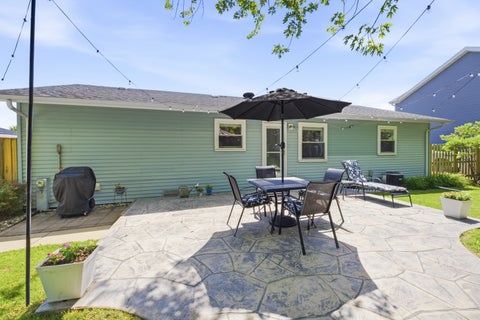 Tiny photo for 1110 W Glenn Trail, Elk Grove Village, IL 60007 (MLS # 12686947)