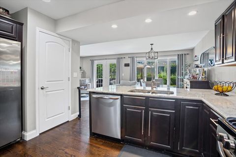 Tiny photo for 1819 Golf View Drive, Bartlett, IL 60103 (MLS # 12443605)