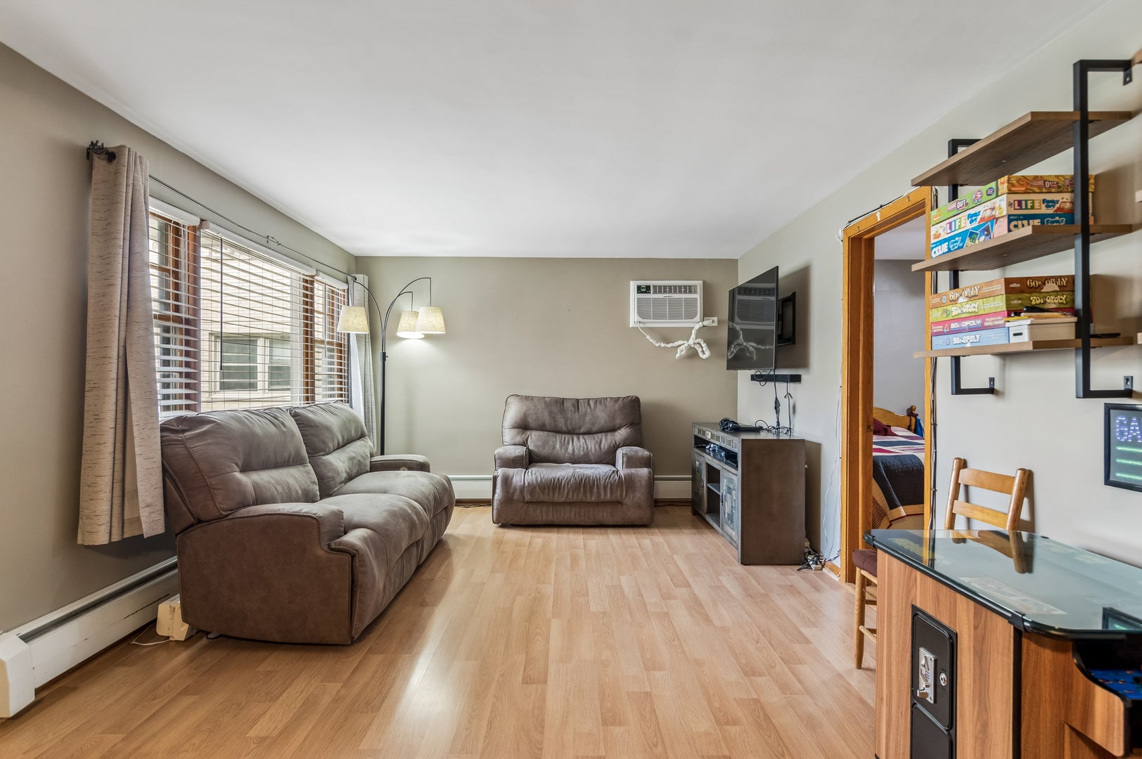 6251 N Northwest Highway 1N