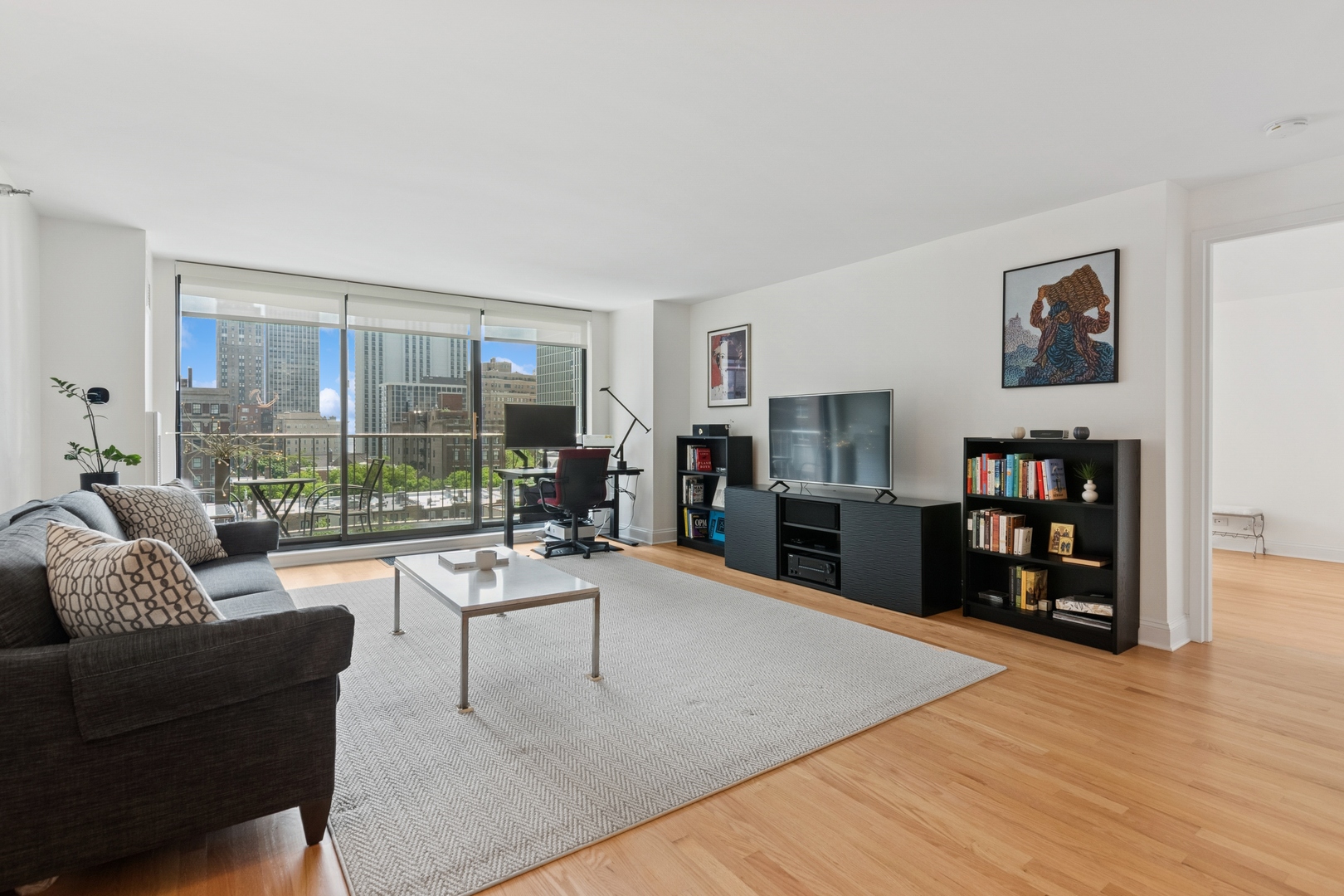 1250 N Dearborn Street 8B