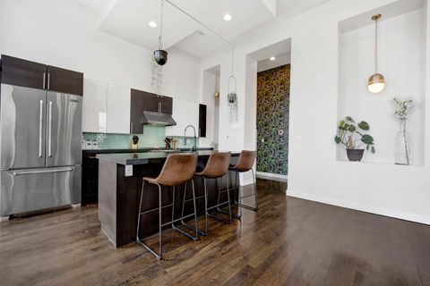 Tiny photo for 2411 W WALTON Street #2E, Chicago, IL 60622 (MLS # 12584266)