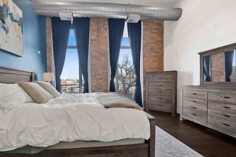 Tiny photo for 2411 W WALTON Street #2E, Chicago, IL 60622 (MLS # 12584266)