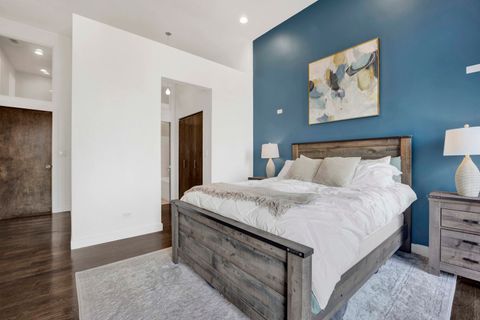 Tiny photo for 2411 W WALTON Street #2E, Chicago, IL 60622 (MLS # 12584266)