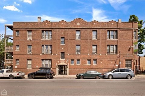 2842 W Augusta Boulevard 2E Chicago IL 60622