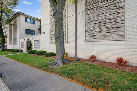 Tiny photo for 7218 W Wrightwood Avenue #111, Elmwood Park, IL 60707 (MLS # 12500005)