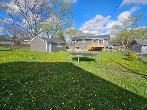 Tiny photo for 1570 Jefferson Road, Hoffman Estates, IL 60169 (MLS # 12626762)