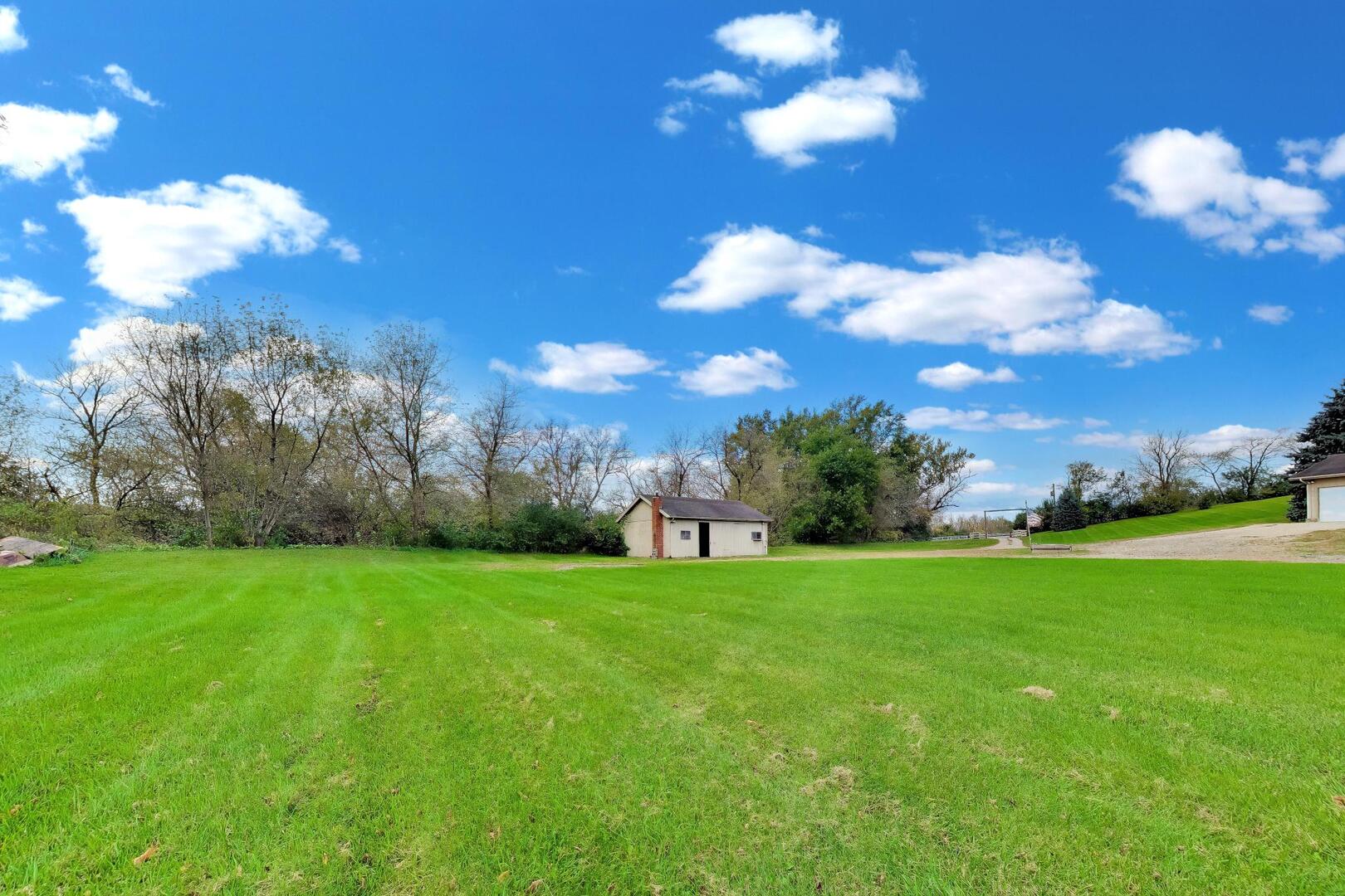 15N573 Mccornack Road