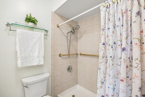 Tiny photo for 101 BAR HARBOUR Road #4D, Schaumburg, IL 60193 (MLS # 12578664)