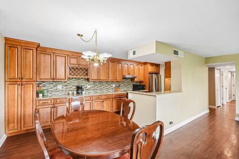 Tiny photo for 101 BAR HARBOUR Road #4D, Schaumburg, IL 60193 (MLS # 12578664)