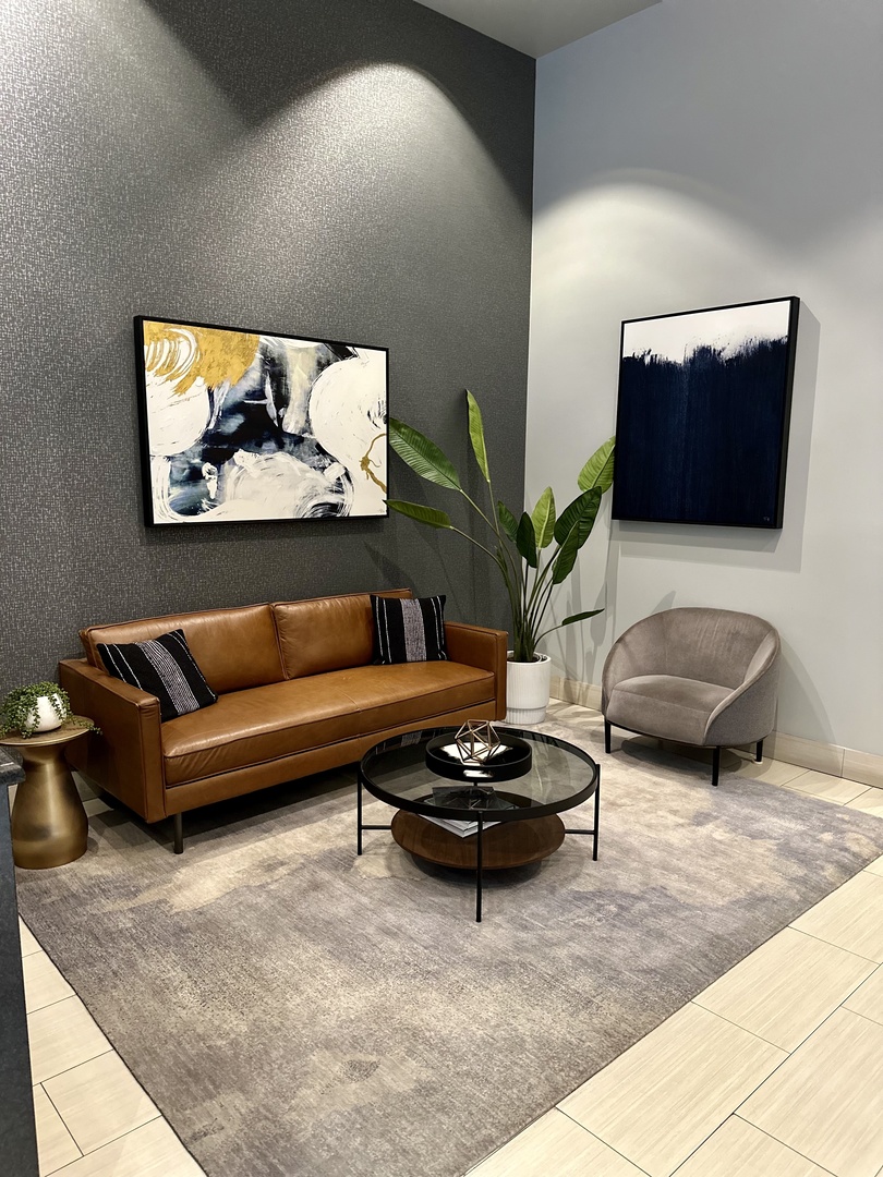 400 W ONTARIO Street 1204