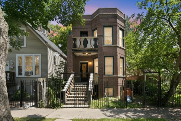 1925 N KEYSTONE AVE, CHICAGO, IL 60639 - Image de2b8d1df478cc8b4a1c21eefed2005d/991255121