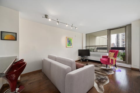 Tiny photo for 1360 N Sandburg Terrace #1106C, Chicago, IL 60610 (MLS # 12736182)