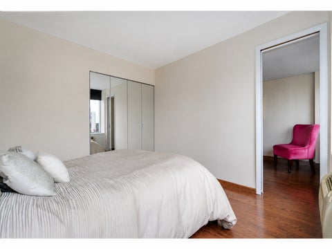 Tiny photo for 1360 N Sandburg Terrace #1106C, Chicago, IL 60610 (MLS # 12736182)