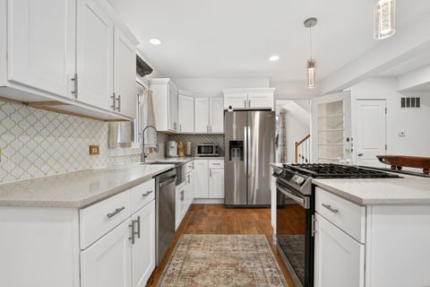 Tiny photo for 4636 Custer Avenue, Brookfield, IL 60513 (MLS # 12708788)