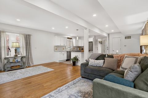 Tiny photo for 4636 Custer Avenue, Brookfield, IL 60513 (MLS # 12708788)