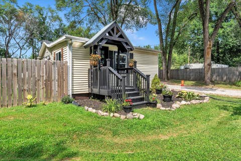 Tiny photo for 9590 115th Street, Blue Grass, IA 52726 (MLS # 12708393)