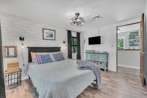 Tiny photo for 9590 115th Street, Blue Grass, IA 52726 (MLS # 12708393)
