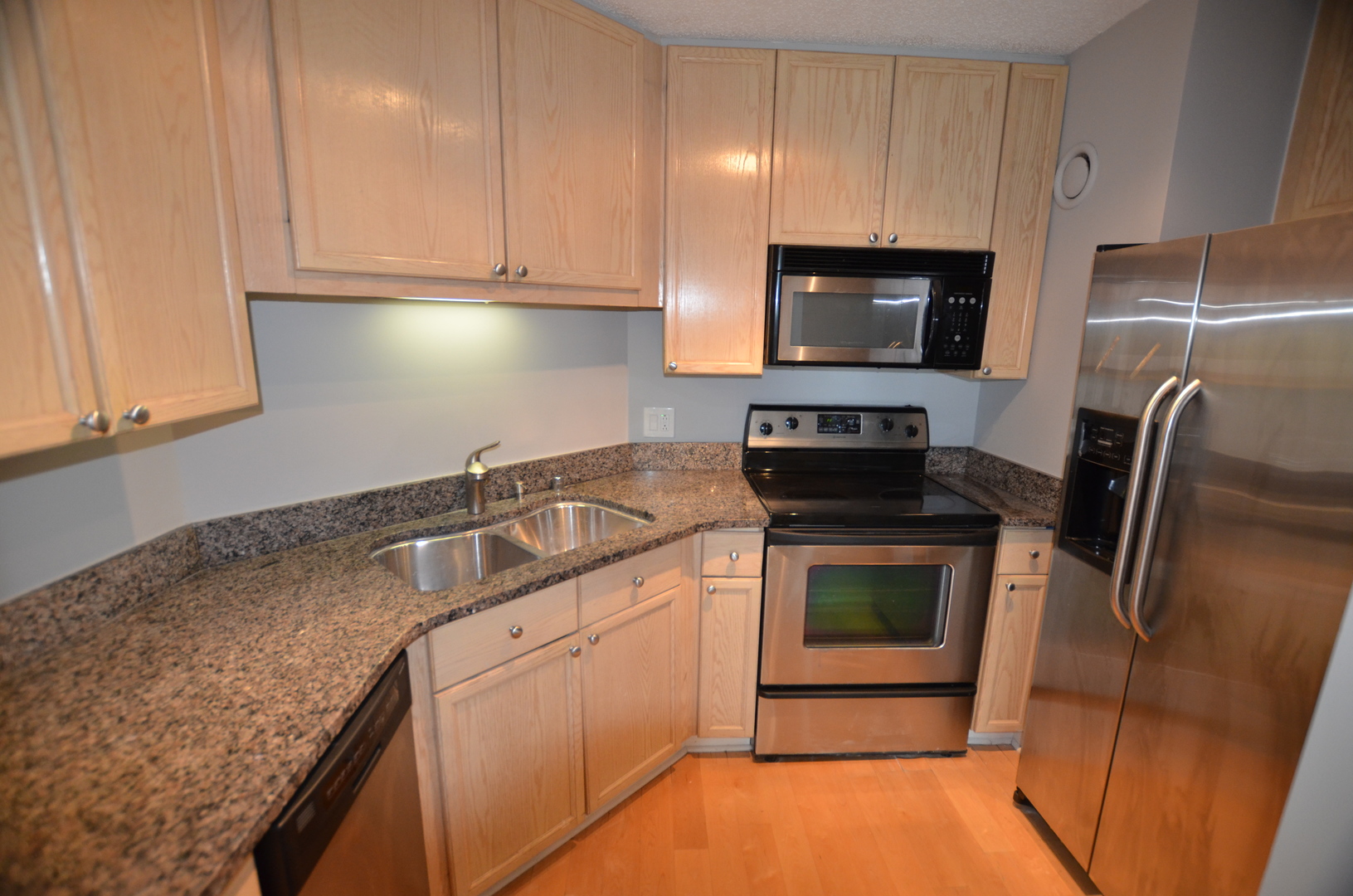 195 N Harbor Drive 1807