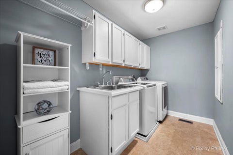 Tiny photo for 7N494 Foxglove Court, St. Charles, IL 60175 (MLS # 12749742)