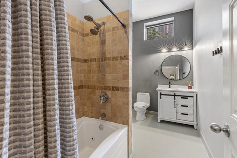 Tiny photo for 523 N Racine Avenue #1, Chicago, IL 60642 (MLS # 12748175)