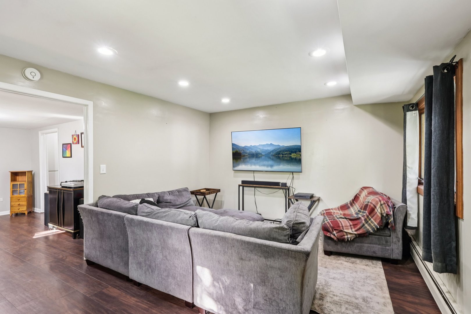 38528 N Drexel Boulevard