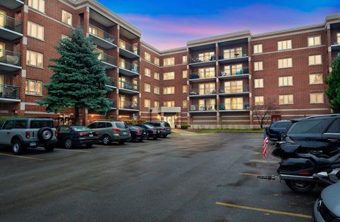 6401 W Berteau Avenue 8-201 Chicago IL 60634