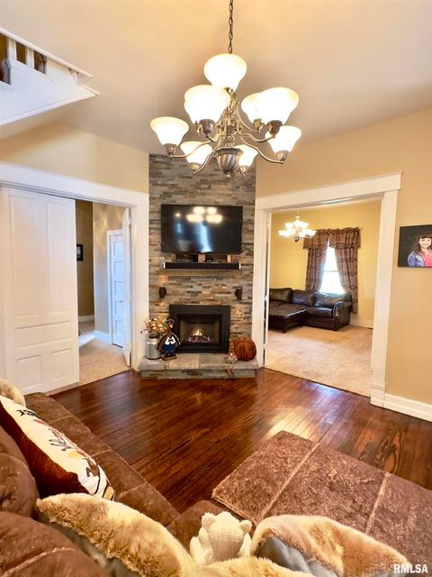 Tiny photo for 521 N LOCUST Street, Flora, IL 62839 (MLS # EB460551)