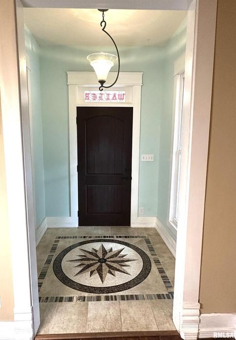 Tiny photo for 521 N LOCUST Street, Flora, IL 62839 (MLS # EB460551)