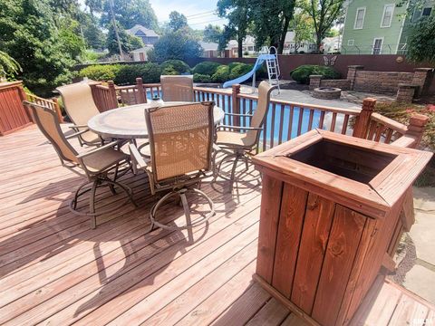 Tiny photo for 521 N LOCUST Street, Flora, IL 62839 (MLS # EB460551)