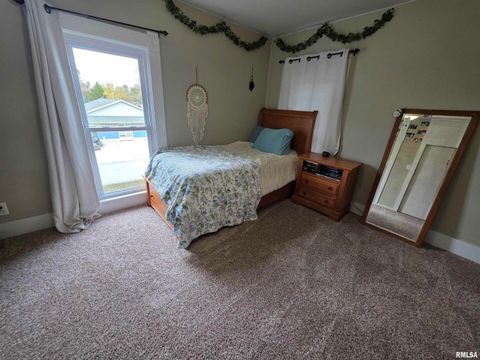 Tiny photo for 521 N LOCUST Street, Flora, IL 62839 (MLS # EB460551)