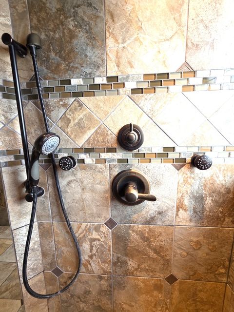 Tiny photo for 521 N LOCUST Street, Flora, IL 62839 (MLS # EB460551)