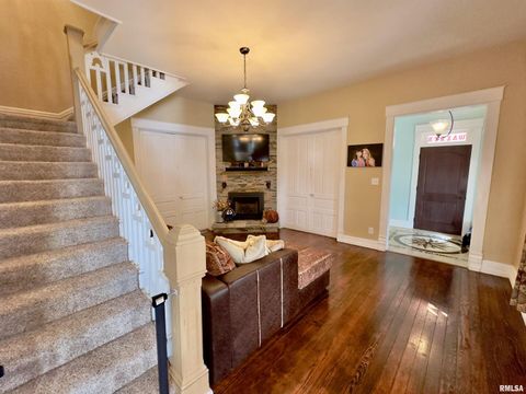 Tiny photo for 521 N LOCUST Street, Flora, IL 62839 (MLS # EB460551)