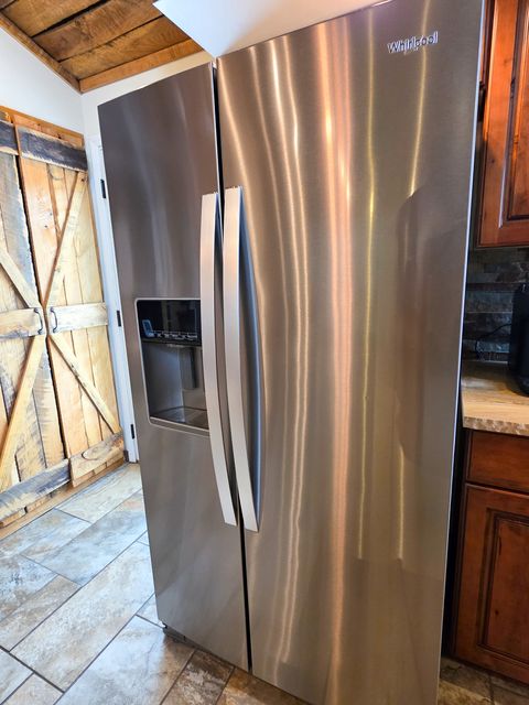 Tiny photo for 521 N LOCUST Street, Flora, IL 62839 (MLS # EB460551)